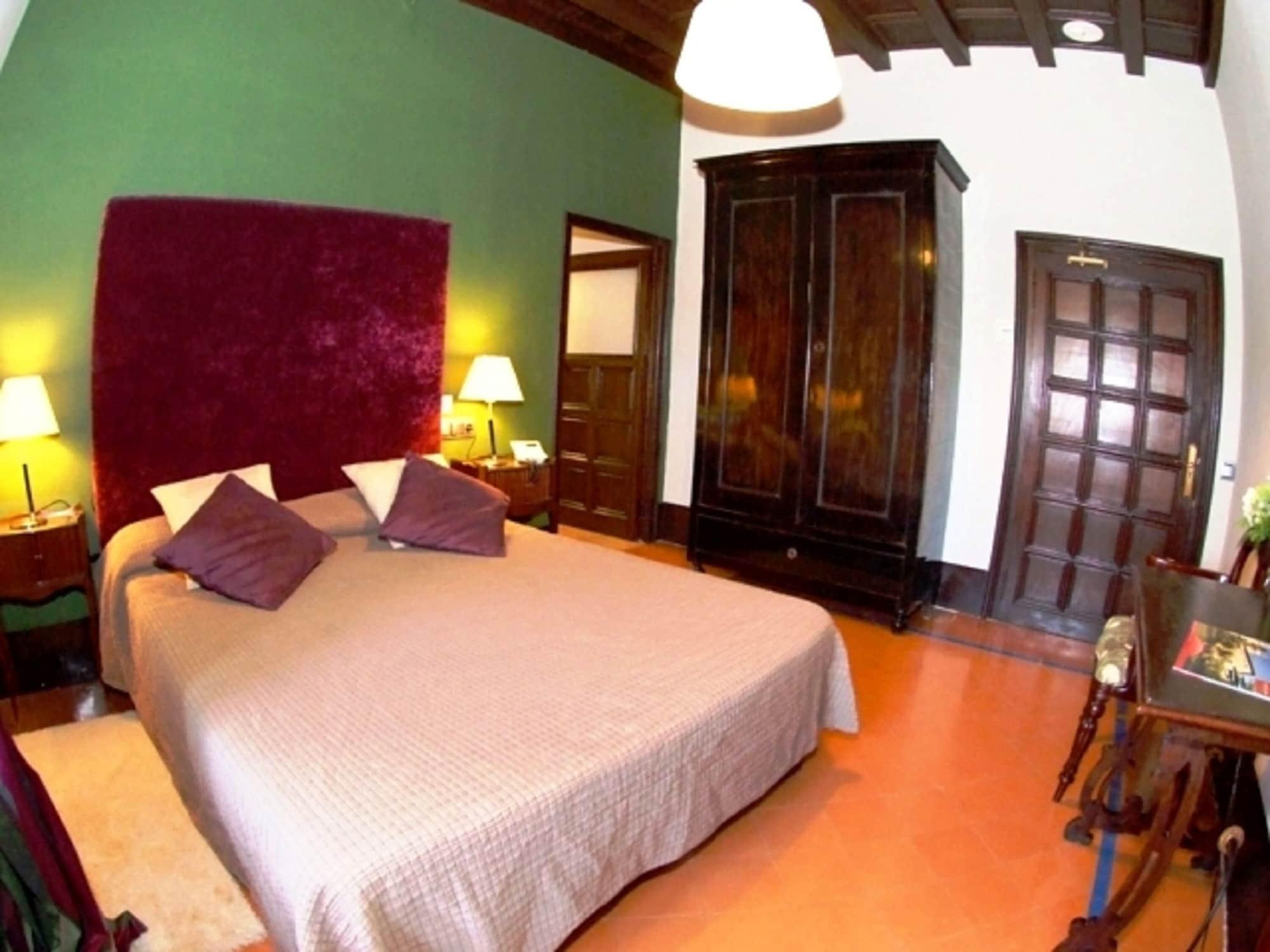 Rvhotels Palau Lo Mirador Torroella De Montgri Luaran gambar