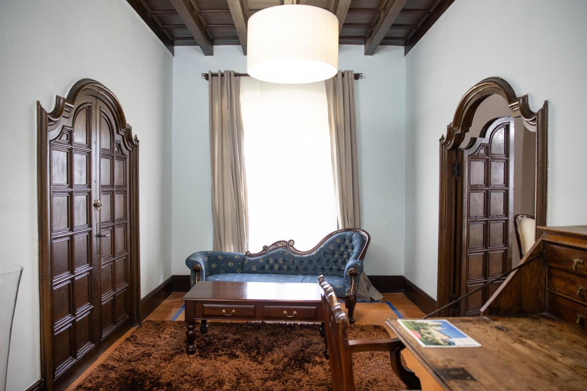 Rvhotels Palau Lo Mirador Torroella De Montgri Luaran gambar