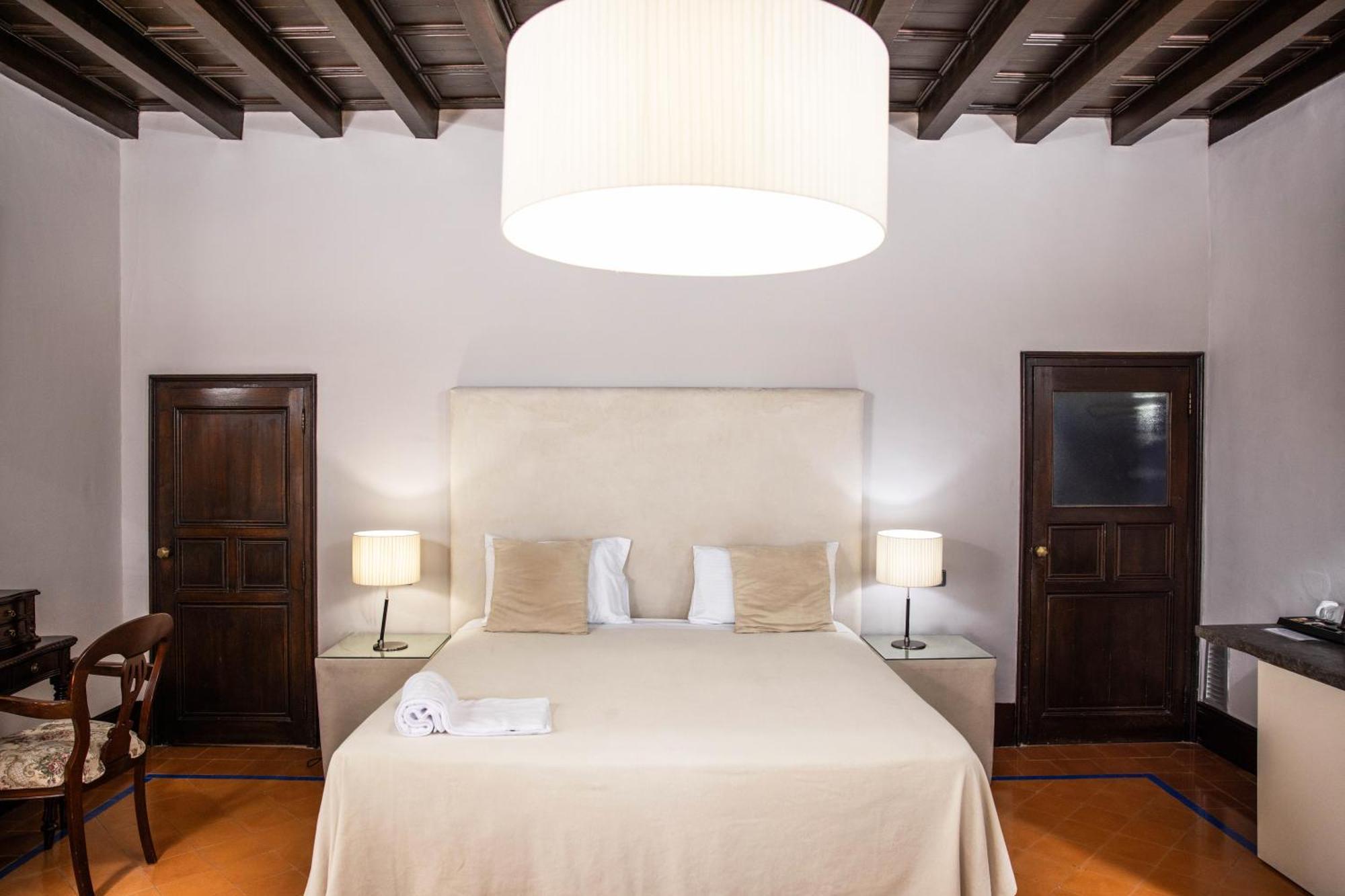Rvhotels Palau Lo Mirador Torroella De Montgri Luaran gambar